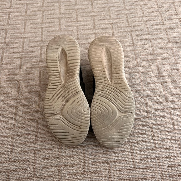 Green Camo Sock Sneakers - Picture 4 of 5